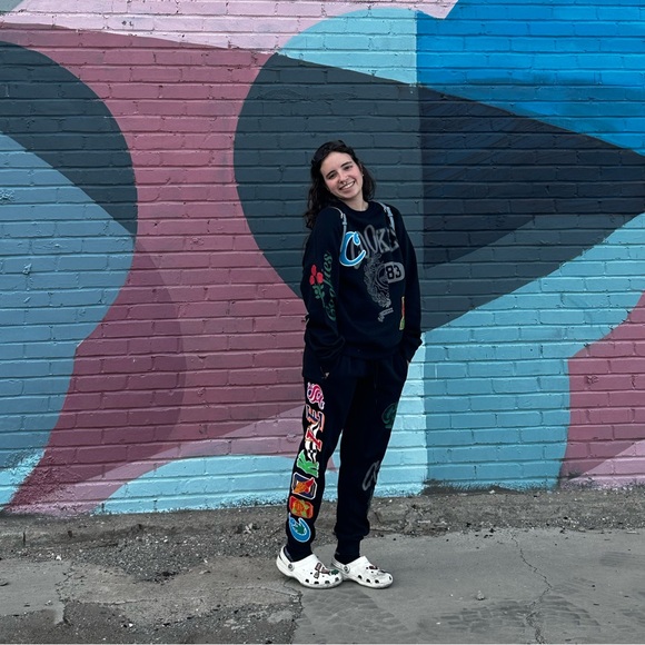 Meet your Posher, Mady - Picture 1 of 1